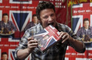 Jamie Oliver & Gordon Ramsay – 2 thế cực đối đầu