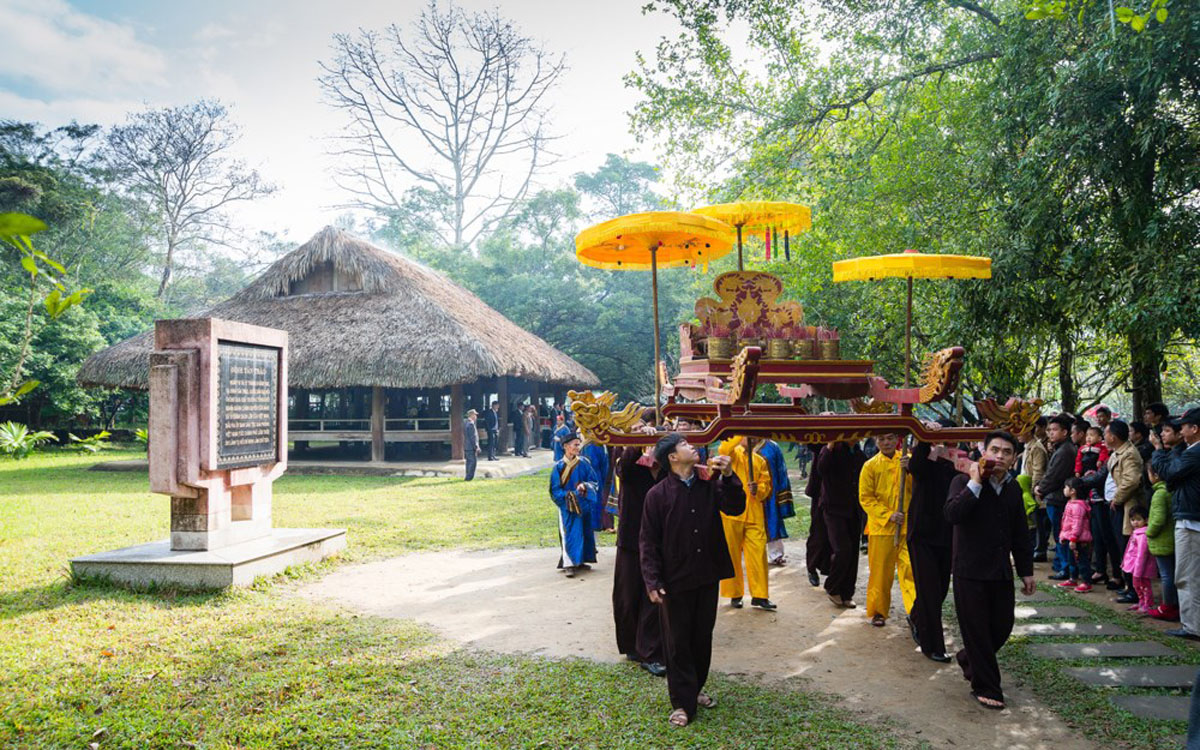 Lễ hội Cầu mùa tại đình Tân Trào